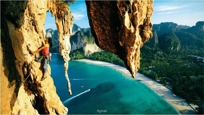 ปีนผาเขาแถวถ้ำพระนางใน จังหวัดกระบี่