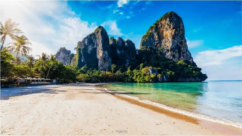 หาดไร่เลย์ จังหวัดกระบี่